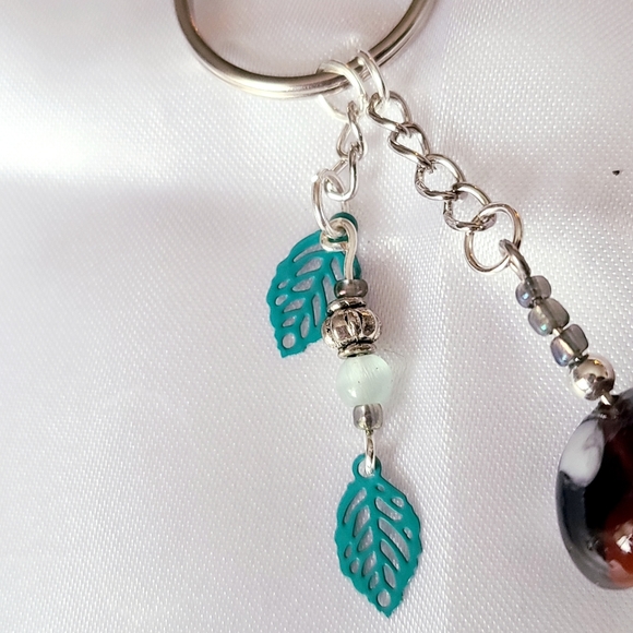 Brown mushroom leaf charm keychain bead keyring y2k - Picture 3 of 5